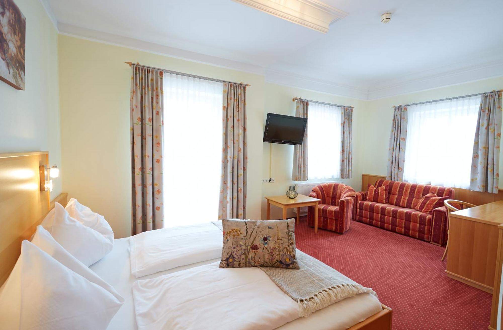 Hotel Gasthof Stenitzer هاوس إم إنيستال المظهر الخارجي الصورة